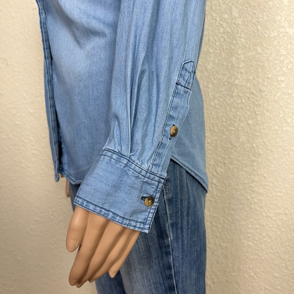 Vans Chambray Button Down Top Womens Xs Blue Coll… - image 3